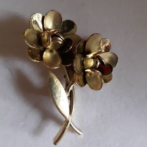 Vintage Coro Twin Goldtone Flower Pin